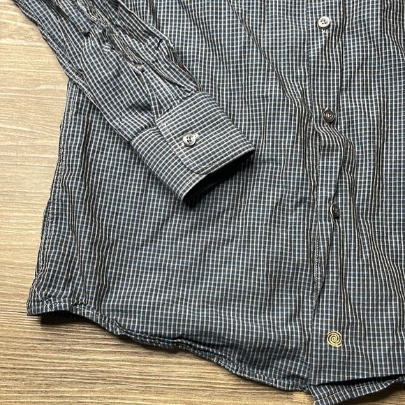 Trend Mens Blue Black Plaid Modern Fit Button Down Collared Shirt, size Medium - Picture 4 of 9